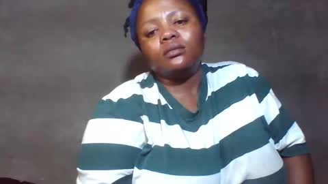 Snapshot of queen2302 chatting on 3, 5, 2026 queen2302 online show from 3, 5, 2026