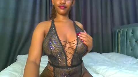 Snapshot of queen321850 chatting on 23, 3, 2026 queen321850 online show from 23, 3, 2026