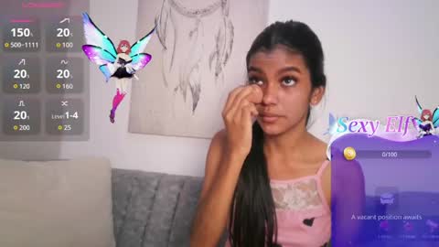 Snapshot of queen_adhara chatting on 13, 4, 2026 ANTONELLA online show from 13, 4, 2026