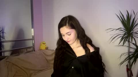 Snapshot of queen_chatur chatting on 13, 2, 2025 Viktoria online show from 13, 2, 2025