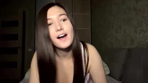 Snapshot of queen_chatur chatting on 25, 4, 2026 Viktoria online show from 25, 4, 2026