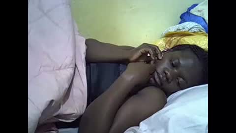 Snapshot of queen_darling3 chatting on 28, 3, 2026 Gentrix online show from 28, 3, 2026