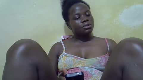 Snapshot of queen_darling3 chatting on 16, 4, 2026 Gentrix online show from 16, 4, 2026