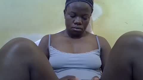 Snapshot of queen_darling3 chatting on 21, 4, 2026 Gentrix online show from 21, 4, 2026