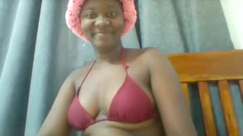 Snapshot of queen_diveer chatting on 8, 10, 2025 queen_diveer online show from 8, 10, 2025