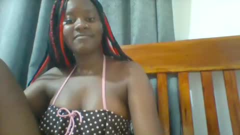 Snapshot of queen_diveer chatting on 14, 10, 2025 queen_diveer online show from 14, 10, 2025