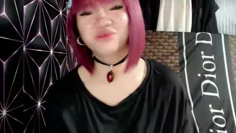 Snapshot of queen_elicktra chatting on 25, 4, 2026 JOY online show from 25, 4, 2026