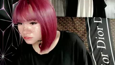 Snapshot of queen_elicktra chatting on 6, 5, 2026 JOY online show from 6, 5, 2026