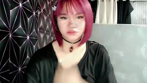 Snapshot of queen_elicktra chatting on 8, 6, 2026 JOY online show from 8, 6, 2026