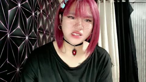 Snapshot of queen_elicktra chatting on 22, 6, 2026 JOY online show from 22, 6, 2026