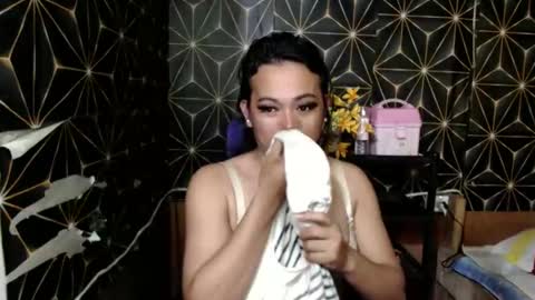 Snapshot of queen_ennah chatting on 19, 1, 2025 queen_ennah online show from 19, 1, 2025