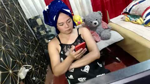 Snapshot of queen_ennah chatting on 22, 12, 2025 queen_ennah online show from 22, 12, 2025