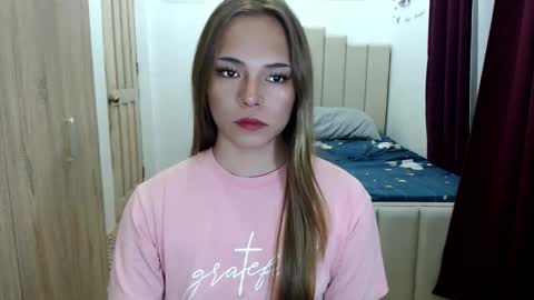 Snapshot of queen_heart0 chatting on 10, 3, 2026 shawny online show from 10, 3, 2026