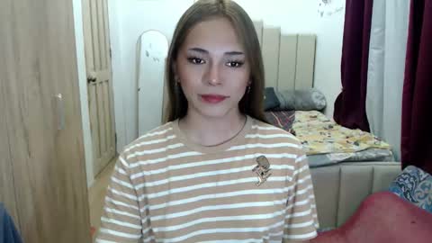 Snapshot of queen_heart0 chatting on 9, 4, 2026 shawny online show from 9, 4, 2026