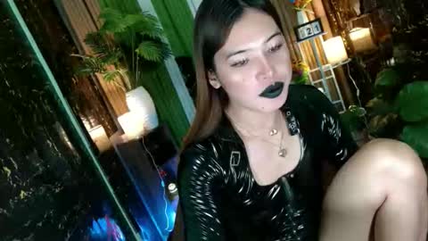 Kendal  online here from 6am-3pm philippine time online show from 21, 10, 2025