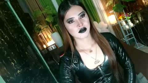 Snapshot of queen_kendalx19 chatting on 23, 12, 2025 Kendal online here from 6am-3pm philippine time online show from 23, 12, 2025