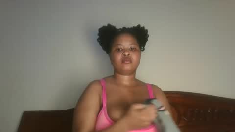 Snapshot of queen_kikih chatting on 25, 4, 2026 Queen kikih online show from 25, 4, 2026