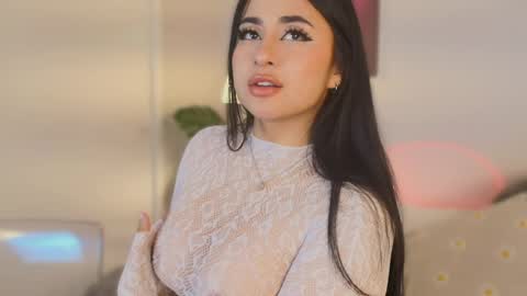 Snapshot of queen_liana chatting on 15, 4, 2026 Liana online show from 15, 4, 2026