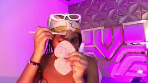   online show from 15, 3, 2026