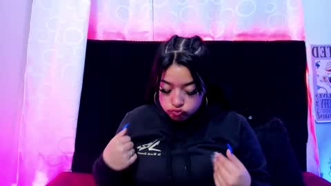 queen_salomme online show from 18, 12, 2025