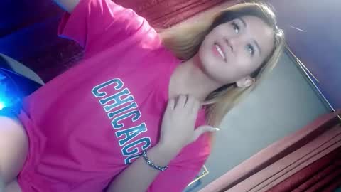 Snapshot of queena10 chatting on 11, 9, 2025 CALL ME YOUR QUEEN AIVY1 online show from 11, 9, 2025
