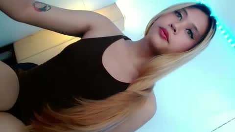 Snapshot of queena10 chatting on 6, 10, 2025 CALL ME YOUR QUEEN AIVY1 online show from 6, 10, 2025
