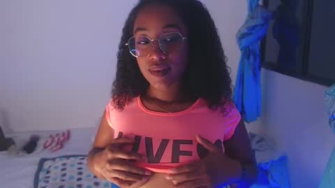 Snapshot of queenalya_ chatting on 26, 9, 2025 Ahlya online show from 26, 9, 2025