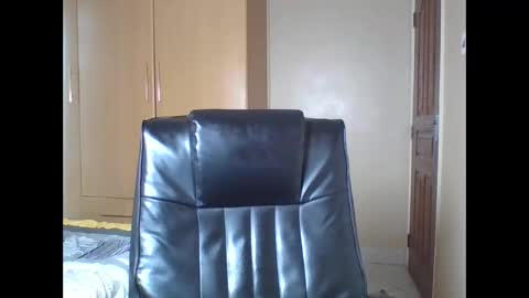 Snapshot of queenbebony2 chatting on 12, 3, 2026 Queenbebony2 online show from 12, 3, 2026