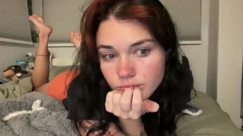 Snapshot of queencassidyy chatting on 3, 2, 2026 Cassidy online show from 3, 2, 2026