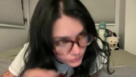 Snapshot of queencassidyy chatting on 16, 4, 2026 Cassidy online show from 16, 4, 2026