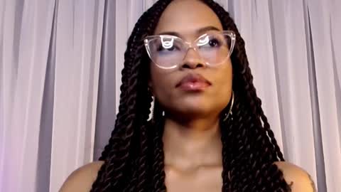 Snapshot of queendom_ing chatting on 2, 3, 2026 Sweet Goddess online show from 2, 3, 2026