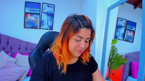 Snapshot of queengrett chatting on 24, 1, 2025 Queen online show from 24, 1, 2025