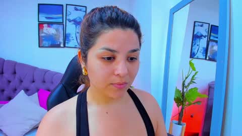 Snapshot of queengrett chatting on 26, 1, 2025 Queen online show from 26, 1, 2025