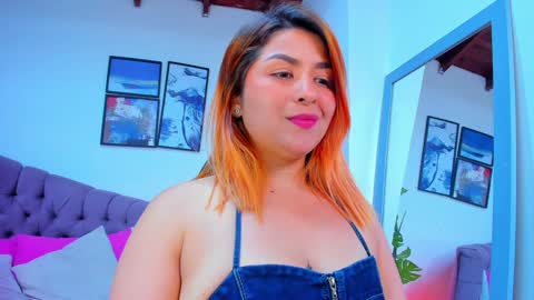 Snapshot of queengrett chatting on 6, 2, 2025 Queen online show from 6, 2, 2025