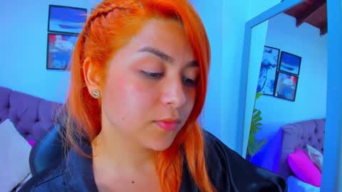 Snapshot of queengrett chatting on 19, 2, 2025 Queen online show from 19, 2, 2025