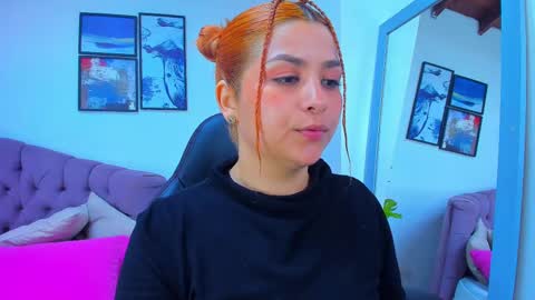 Snapshot of queengrett chatting on 2, 3, 2025 Queen online show from 2, 3, 2025