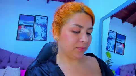 Snapshot of queengrett chatting on 5, 3, 2025 Queen online show from 5, 3, 2025