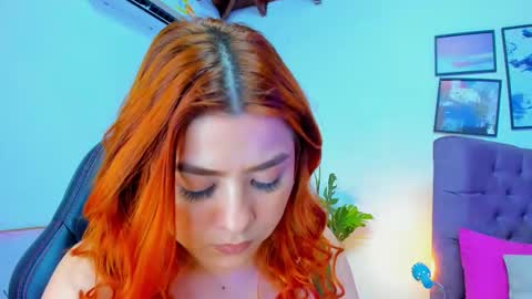 Snapshot of queengrett chatting on 3, 12, 2025 Queen online show from 3, 12, 2025