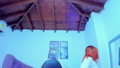 Snapshot of queengrett chatting on 5, 1, 2026 Queen online show from 5, 1, 2026