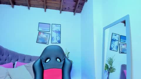 Snapshot of queengrett chatting on 15, 1, 2026 Queen online show from 15, 1, 2026