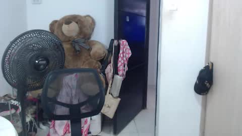 queeniediana online show from 19, 12, 2025