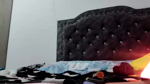 QUEENJEENN online show from 2, 12, 2025