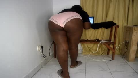 Nina online show from 11, 4, 2026