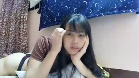 queennbbee online show from 25, 6, 2026