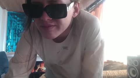 Snapshot of queennicky88 chatting on 14, 10, 2025 Nico online show from 14, 10, 2025