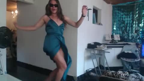 Snapshot of queennicky88 chatting on 12, 3, 2026 Nico online show from 12, 3, 2026