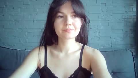 Snapshot of queenofmodels chatting on 23, 11, 2025 QueenOfModels online show from 23, 11, 2025