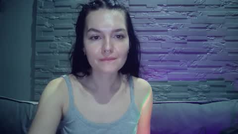 Snapshot of queenofmodels chatting on 6, 1, 2026 QueenOfModels online show from 6, 1, 2026