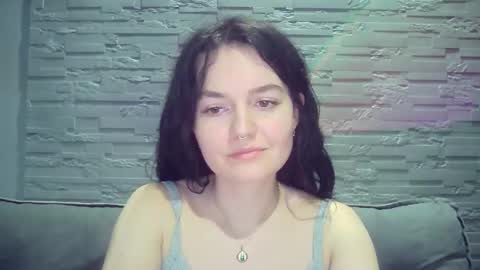 Snapshot of queenofmodels chatting on 12, 1, 2026 QueenOfModels online show from 12, 1, 2026