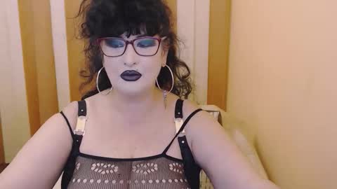 queenofsin online show from 24, 10, 2025